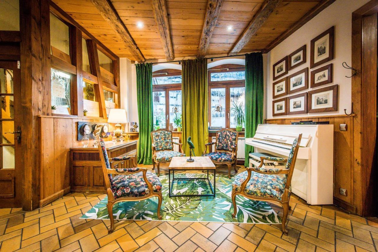 Hotel Au Lion Ribeauville  Luaran gambar
