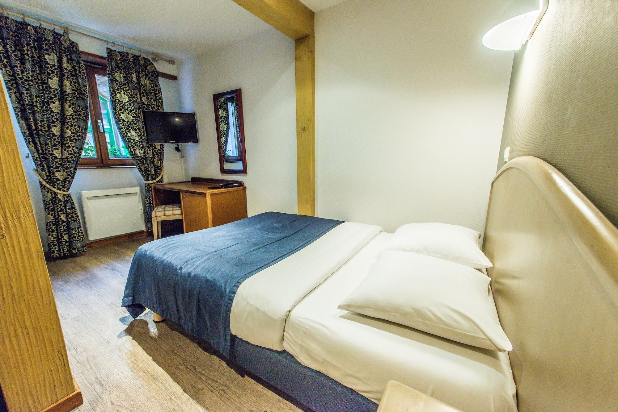 Hotel Au Lion Ribeauville  Luaran gambar